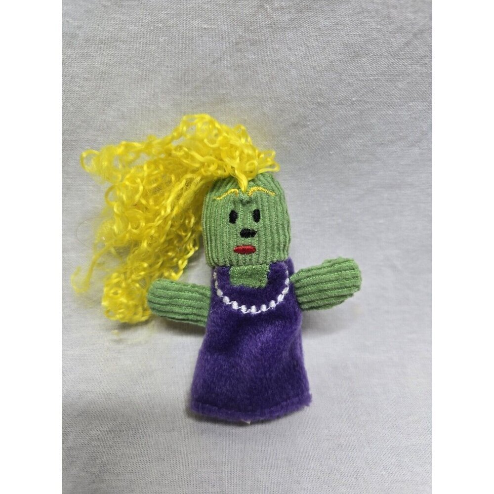 Bicks Pickle Advertising Finger Puppet Vintage Green Plush Finger Toy